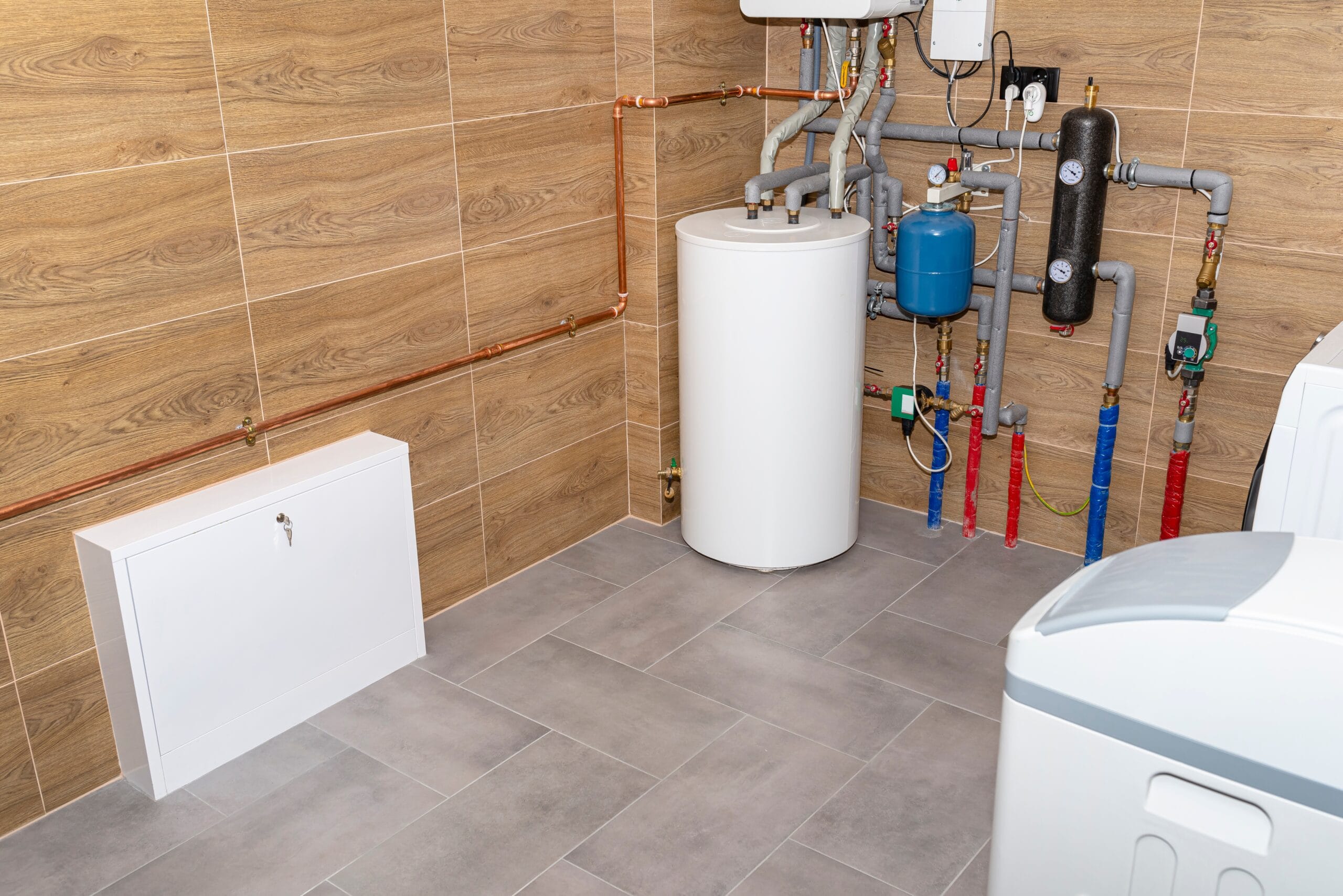 Professional water heater installation in Pomona